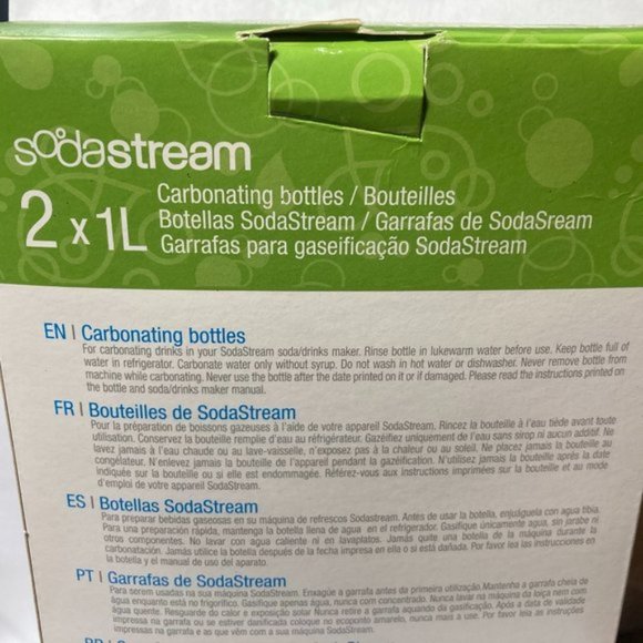 SodaStream Carbonating Bottles 2 Pack 1 Liter NEW - Picture 2 of 15